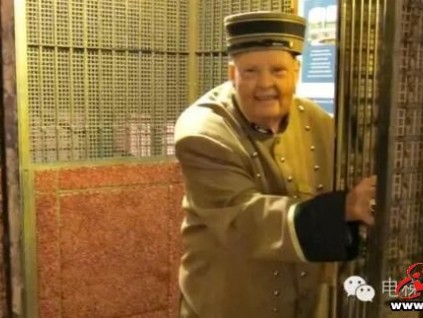 為什么我們總喜歡用“老舊電梯”這個(gè)詞？看看國(guó)外怎么說(shuō)！