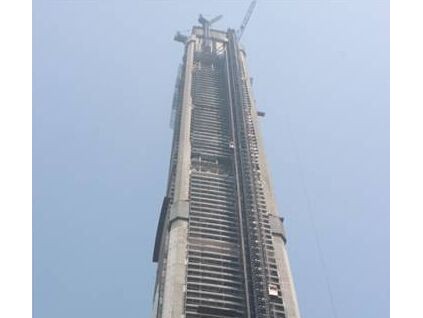 全球最高通道塔--天津117項目順利封頂