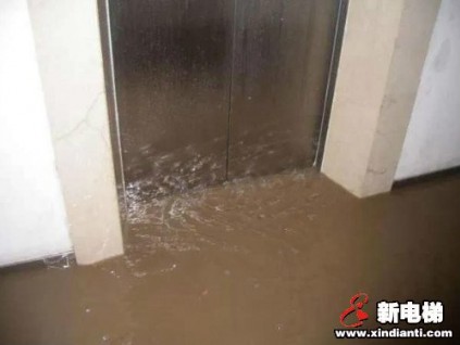 夏季暴雨太任性，電梯安全需注意