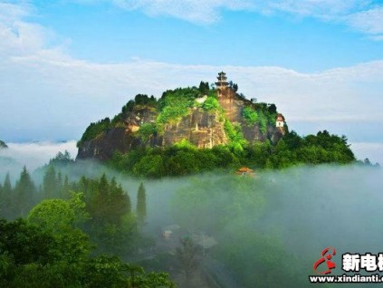 “絕壁天梯”現(xiàn)身又一懸崖景區(qū)，速來圍觀！