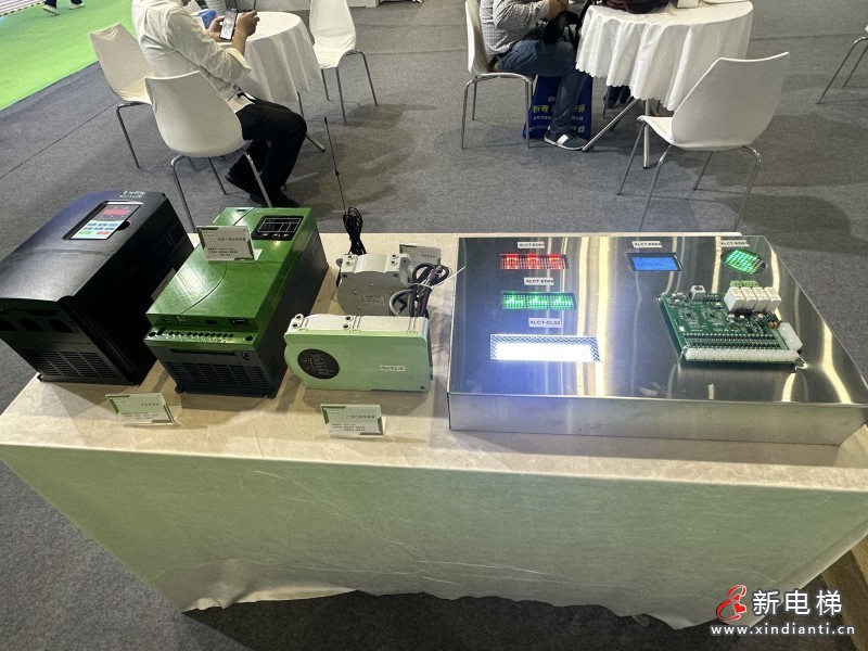 一體化門機控制器