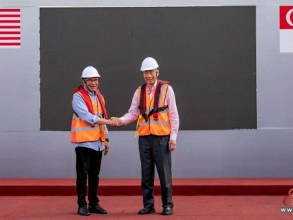 全球首條跨國、跨海城市輕軌@康力電梯