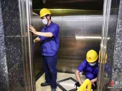 山東青島：電梯在一個(gè)月內(nèi)有12天在維修 故障原因是異物卡頓以及線頭松動(dòng)