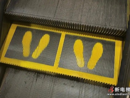 扶梯“左行右立”安全隱患大揭秘