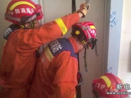 山東濟(jì)南消防出動(dòng)14人營(yíng)救因停電被困電梯的2人 全程未見維保人員