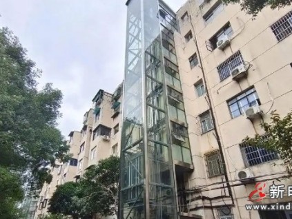 蘇州市姑蘇區(qū)繡浪苑二單元業(yè)主以采光、噪音為由起訴一單元加梯項(xiàng)目