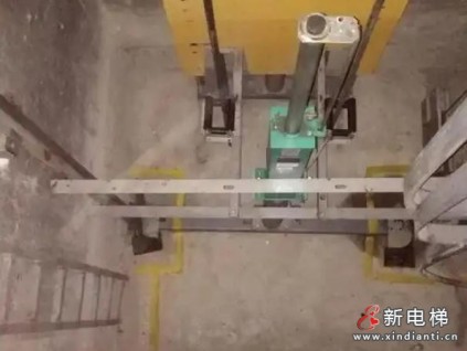 電梯維保衛(wèi)生不達標(biāo)：內(nèi)部處罰 全員高度重視！