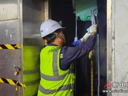 國(guó)補(bǔ)助力老舊電梯煥新，山東青島某小區(qū)頂樓住戶僅需340元！